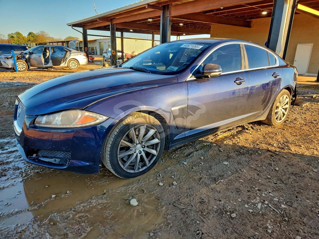 Jaguar XF 2.0T PREMIUM 2.0L 4 2015