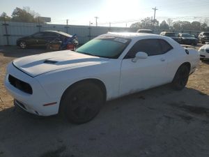 Dodge Challenger SXT 3.6L 6 2015