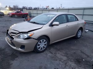 Toyota Corolla BASE 1.8L 4 2011