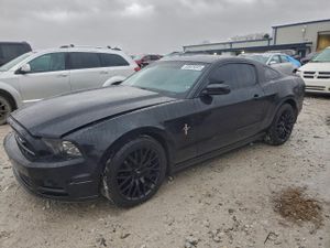 Ford Mustang 3.7L 6 2014