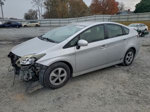 Toyota Prius 1.8L 4 2013