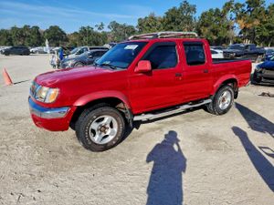 Nissan Frontier CREW CAB XE 3.3L 6 2000