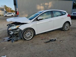 Ford Focus SEL 2.0L 4 2012