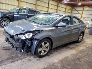 Hyundai Elantra GLS 1.8L 4 2013