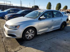 Volkswagen Jetta SE 2.5L 5 2012