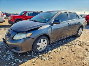 Toyota Corolla BASE 1.8L 4 2010