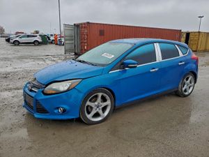 Ford Focus TITANIUM 2.0L 4 2013