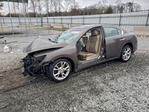Nissan Maxima S 3.5L 6 2012