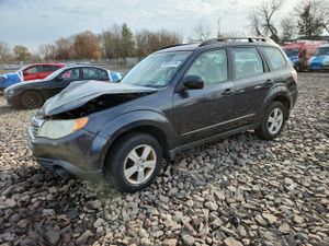 Subaru Forester XS 2.5L 4 2010