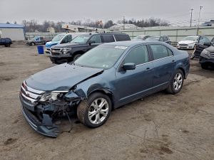 Ford Fusion SE 2.5L 4 2012