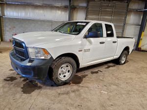 RAM 1500 ST 5.7L 8 2015