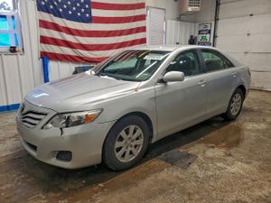 Toyota Camry BASE 2.5L 4 2010