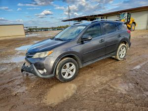 Toyota Rav4 XLE 2.5L 4 2013