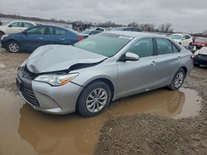Toyota Camry LE 2.5L 4 2015