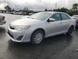 Toyota Camry BASE 2.5L 4 2012
