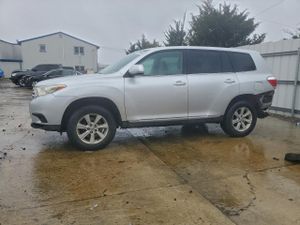 Toyota Highlander BASE 3.5L 6 2013