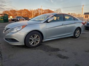 Hyundai Sonata GLS 2.4L 4 2014