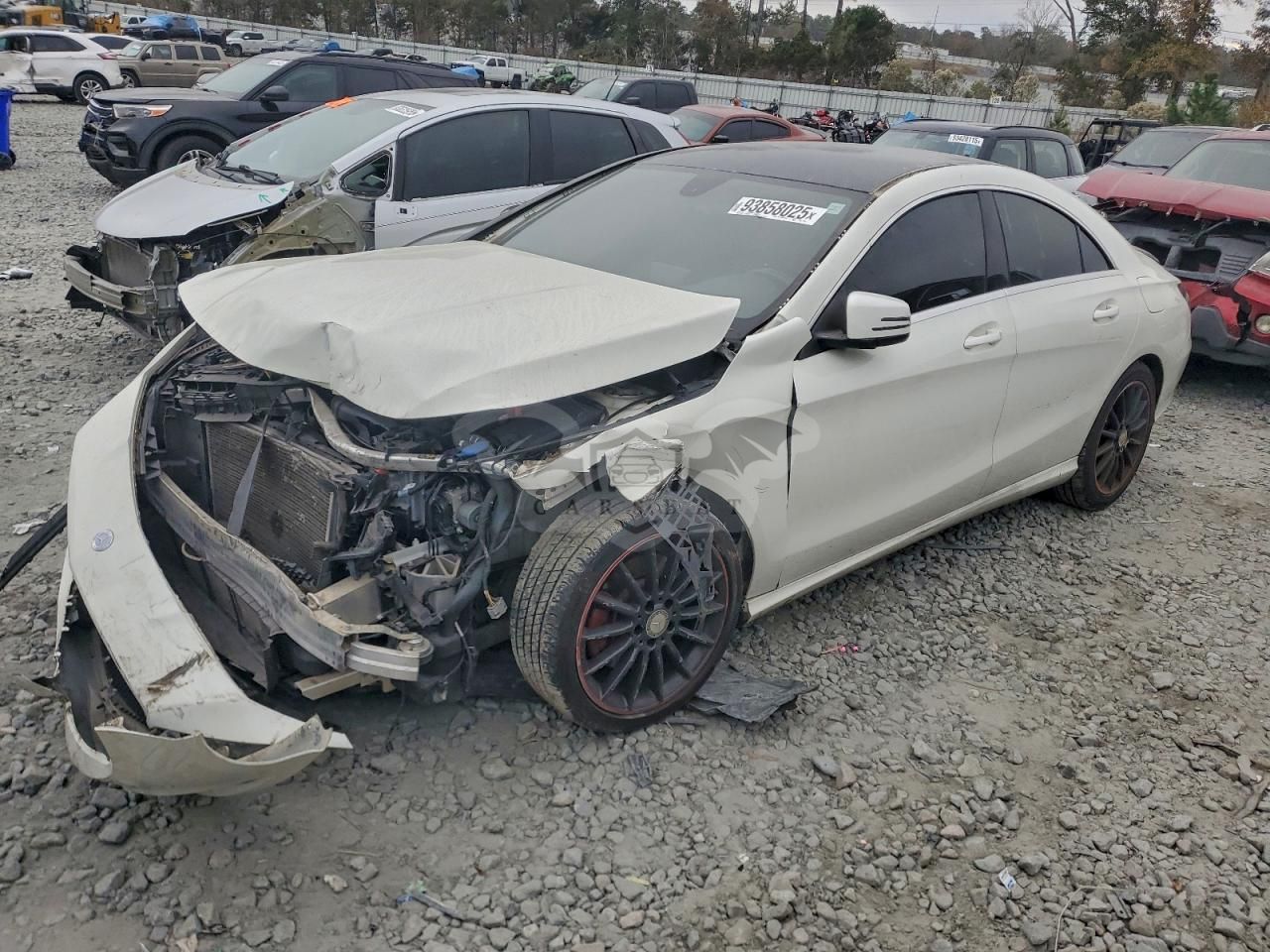 Mercedes-Benz CLA 250 2.0L 4 2014