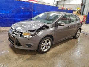 Ford Focus SE 2.0L 4 2013