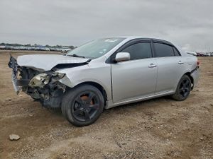 Toyota Corolla BASE 1.8L 4 2013