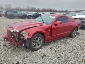 Ford Mustang 4.0L 6 2005
