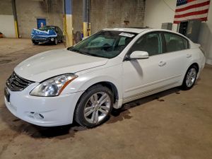 Nissan Altima SR 3.5L 6 2012