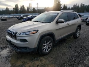 Jeep Cherokee LATITUDE 2.4L 4 2015