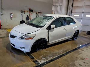 Toyota Yaris 1.5L 4 2010