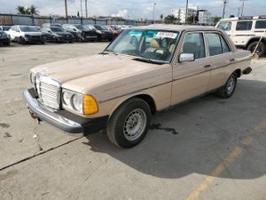 Mercedes-Benz 300 DT 3.0L 5 1983