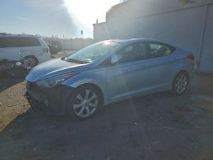 Hyundai Elantra GLS 1.8L 4 2013