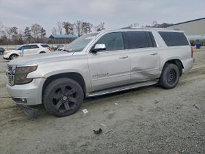Chevrolet Suburban C1500 LTZ 5.3L 8 2015