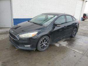 Ford Focus SE 2.0L 4 2015