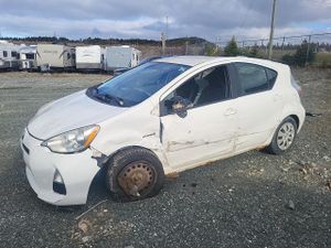 Toyota Prius 1.5L 4 2012