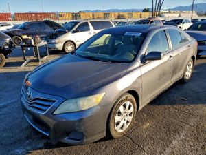 Toyota Camry BASE 2.5L 4 2010