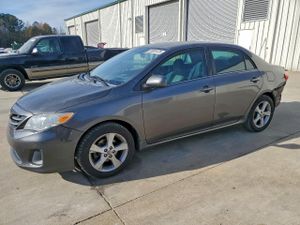 Toyota Corolla BASE 1.8L 4 2013