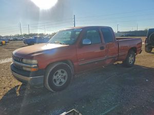 Chevrolet Silverado 1500 C1500 4.8L 8 2001