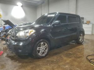 Kia Soul + 2.0L 4 2010