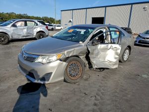 Toyota Camry L 2.5L 4 2014