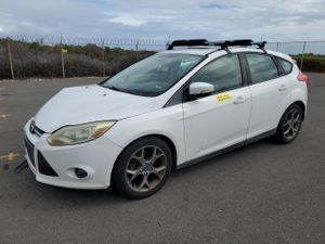 Ford Focus SE 2.0L 4 2013
