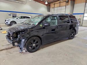 Toyota Sienna SPORT 3.5L 6 2011