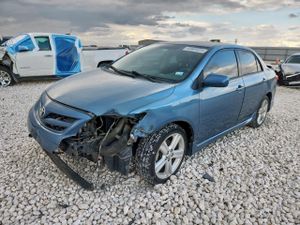 Toyota Corolla BASE 1.8L 4 2013