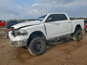 RAM 1500 SLT 5.7L 8 2014