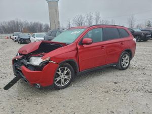 Mitsubishi Outlander SE 2.4L 4 2015