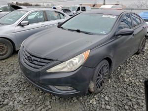 Hyundai Sonata GLS 2.4L 4 2013