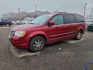Chrysler Town & Country TOURING PLUS 3.8L 6 2010