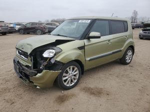 Kia Soul + 2.0L 4 2013
