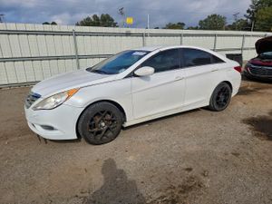 Hyundai Sonata GLS 2.4L 4 2013