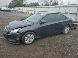 Chevrolet Cruze LS 1.8L 4 2013