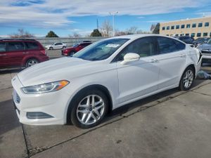 Ford Fusion SE 2.5L 4 2014