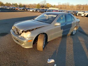 Mercedes-Benz C 240 4MATIC 2.6L 6 2005